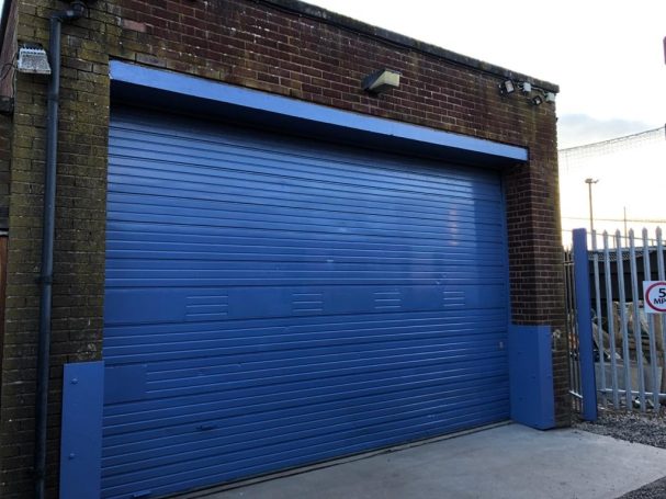 large workshop for storage purposes with large rollershutter door